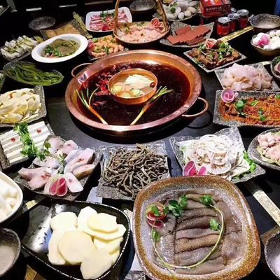寧強重慶曉宇火鍋高薪誠聘大堂經理，薪資高達5000元